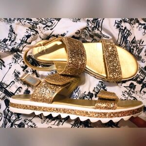 WONDER NATION Gold Glitter Platform Sandals sz6